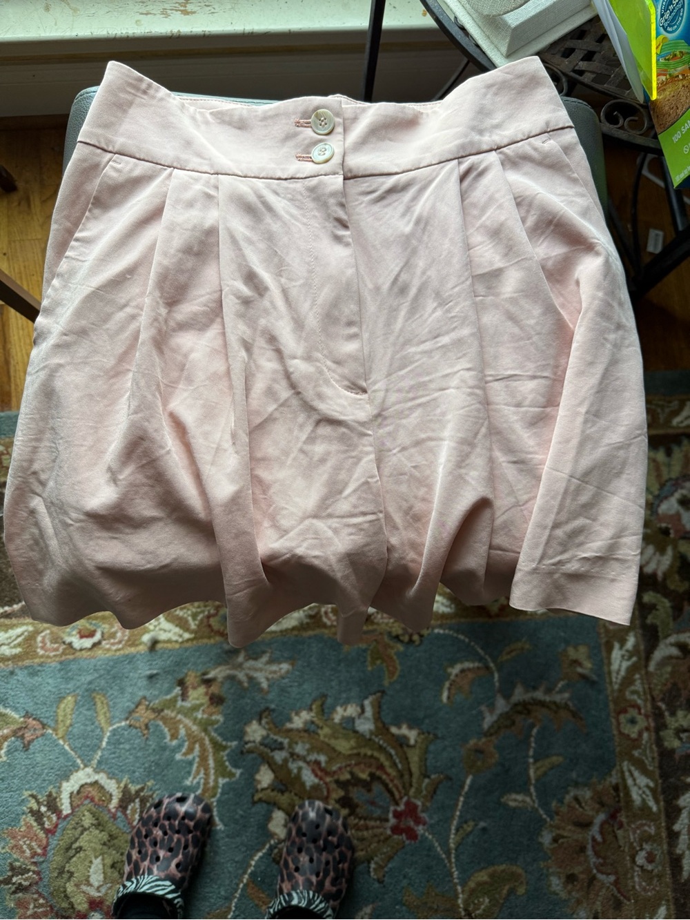 H&M High Waist Pleated Shorts in Light Pink/peach
